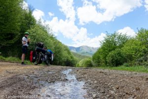 Tolle einsame Strecke durch das armenische Hinterland
